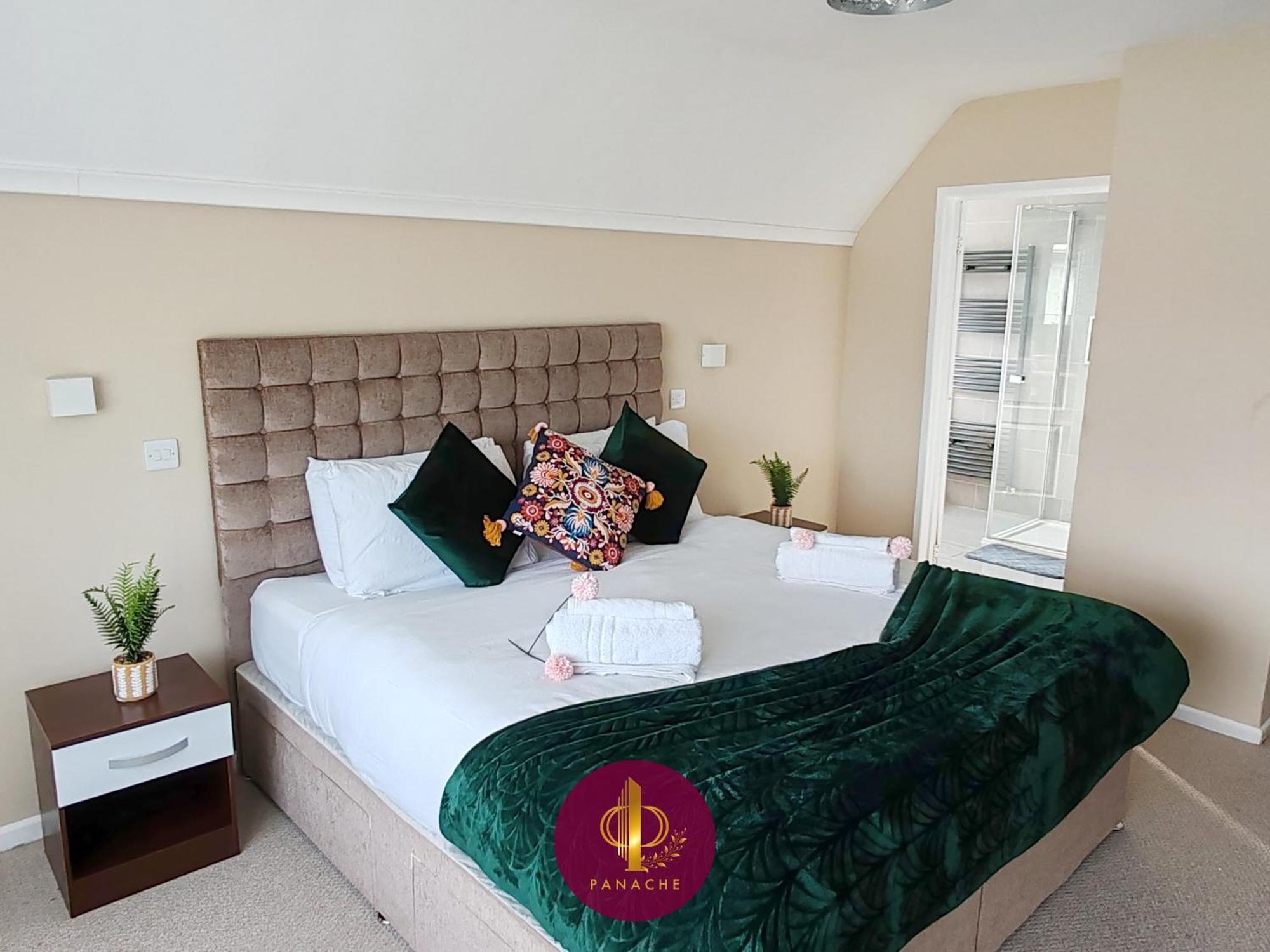 Appartement Contractors, Relocators, Free Parking, Wifi, Smart Tvs à Marston Green Extérieur photo